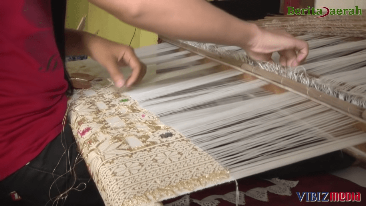 Teknik Pembuatan Tenun
