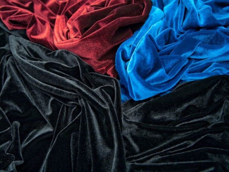 What To Make With Velvet? (Things To Make With Velvet Fabric)