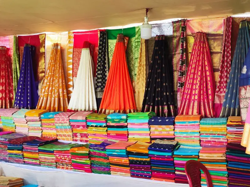 Batik Designs for Sarees (Bold Colors and Patterns)